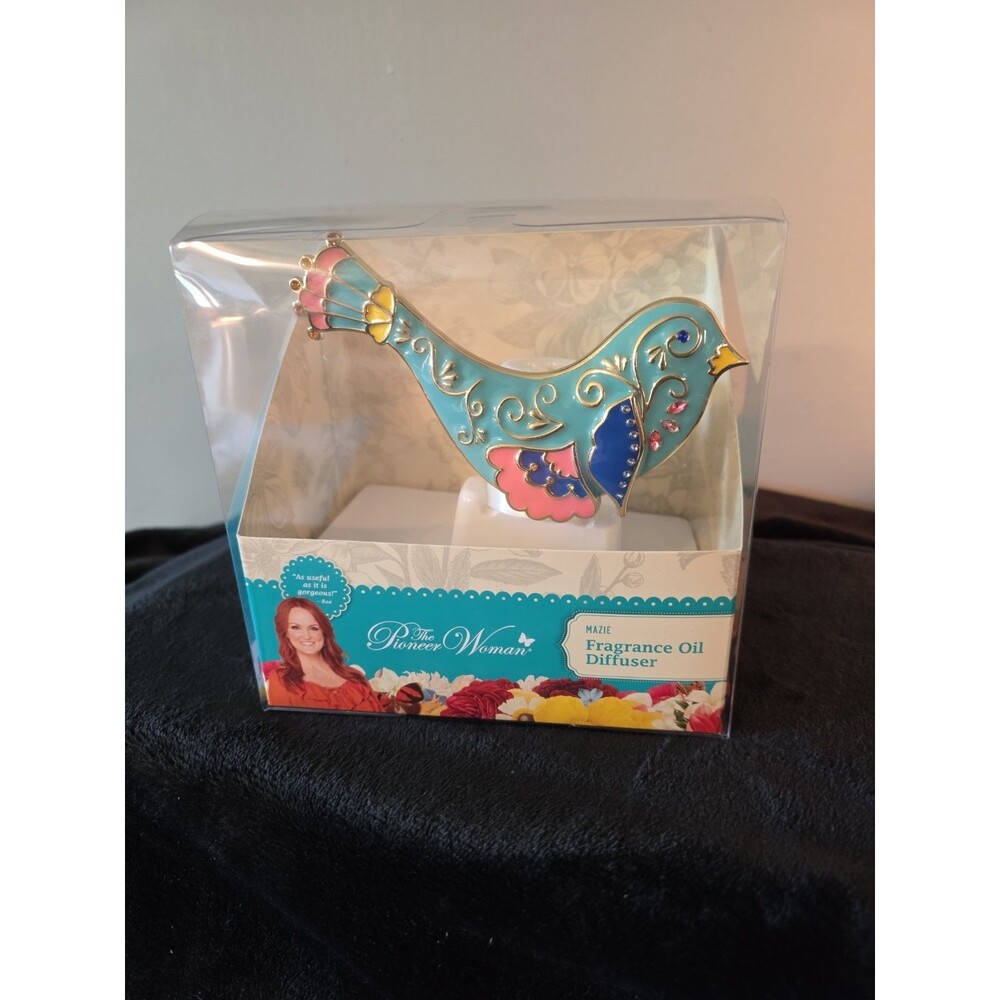 Pioneer Woman - Plug In Fragrance Oil Diffuser -  Mazie Blue Bird - New